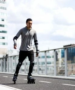 Goedkoop ๐ Nijdam Inline Skates Senior - Geo Glitz - Zwart - 42 โญ 18 Goedkoop ๐ Nijdam Inline Skates Senior - Geo Glitz - Zwart - 42 โญ -Nijdam Shop 549x840 1