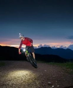 Goedkoopste ✨ Sigma Sport Sigma Buster 300 HL Fietsverlichting LED 300 Lumen - Li-ion Accu - USB Oplaadfunctie ⌛ -Nijdam Shop 550x366 71