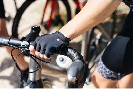 Top 10 ๐ AGU Gel Fietshandschoenen Essential - Zwart - L ๐ 4 Top 10 ๐ AGU Gel Fietshandschoenen Essential - Zwart - L ๐ - Afbeelding 2