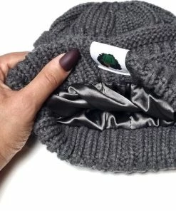 Coupon ๐งจ Show Your Curls | Gebreide Slouchy Muts | Beanie | Satijn Gevoerd | Dames | Krullend Haar Producten | Donkergrijs โค๏ธ 7 Coupon ๐งจ Show Your Curls | Gebreide Slouchy Muts | Beanie | Satijn Gevoerd | Dames | Krullend Haar Producten | Donkergrijs โค๏ธ -Nijdam Shop 550x417 2