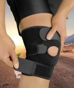 Gloednieuw ⌛ LOUZIR Knie Brace Ondersteuning - Verstelbare Kneepad Met Open Patella Brace - Neopreen - Outdoor Knie Protector - Knie Bescherming 🔥 -Nijdam Shop 550x550 158