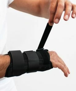 Aanbiedingen ❤️ BraceID D-Ring Polsbrace | Carpaal Tunnel Syndroom | Rechts - Maat S 🔥 -Nijdam Shop 550x550 199