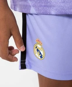 Begroting 💯 Real Madrid CF Real Madrid Uit Tenue 22/23 - Real Madrid Tenue - Voetbaltenue Kinderen - Maat 152 💯 -Nijdam Shop 550x550 399