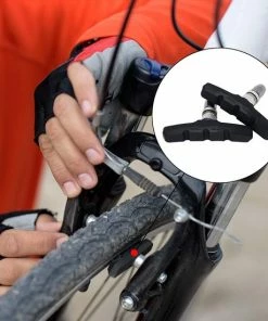 Beste deal 👏 Discountershop 4 Set Universele Rubberen Fiets V Remblokken Set - 4 Paar – 8 Stuks – 70mm | Rubber Remblokjes | Fietsen Remblok | Remblokkenset | Remblokset Geschikt Voor Mountainbike, Stadsfiets, Vouwfiets En Tourfiets 👍 -Nijdam Shop 550x550 450