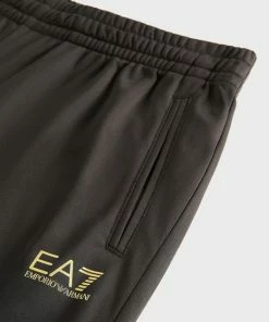 Korting 🛒 Emporio Armani EA7 Train Core ID Trainingspak - Maat XL - Mannen - Zwart - Goud 👍 -Nijdam Shop 550x550 461