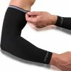 Promo 😀 Artefit Compressie Full Arm Sleeves – Unisex – Langdurige Compressie - S - Black 🛒 -Nijdam Shop 550x598