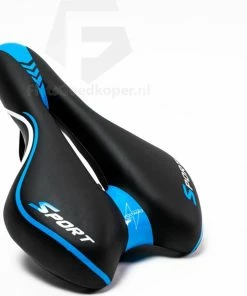 Nijdam Shop 31 Nieuw 👏 Voltano Sport Fietszadel – Gel Trekking Zadel – Met Uitsparing – Unisex - Zwart / Blauw - Incl. Gratis Zadelstrop 🥰