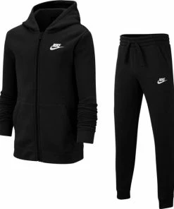 Promo 🔔 Nike Sportswear Core Jongens Trainingspak - Maat 134 🌟 17 Promo 🔔 Nike Sportswear Core Jongens Trainingspak - Maat 134 🌟 -Nijdam Shop 550x640 1