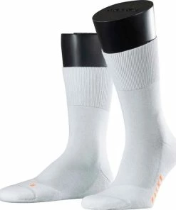 Kopen 🥰 FALKE Run Gewatteerd Warm Ademend Hoogwaardig Anti Zweet Zacht Zonder Motief Kleurrijk Hardloop Hoog Katoen Wit Unisex Sokken - Maat 39-41 🔥 -Nijdam Shop 550x644 3