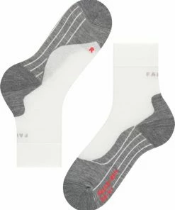 Beste recensies van ✔️ FALKE RU4 Endurance Hardloopsokken Mid-rise Zacht Admend Atiklit Kleurrijk Zonder Motief Vochtregulerend Optimale Pasvorm Katoen Wit Dames Sportsokken - Maat 39-40 ✨ -Nijdam Shop 550x668